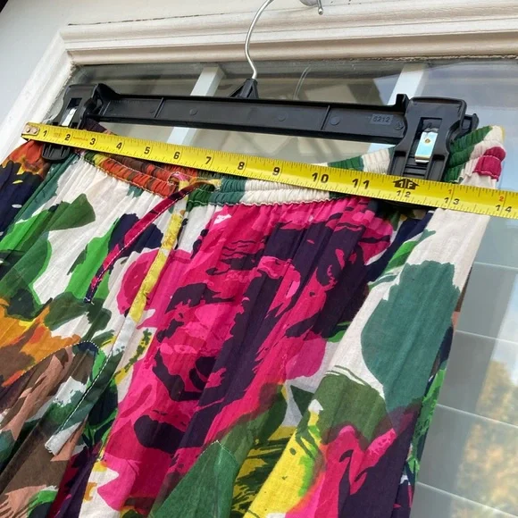 Olivia & Grace Floral Print Pleated Skirt l - Picture 4 of 7